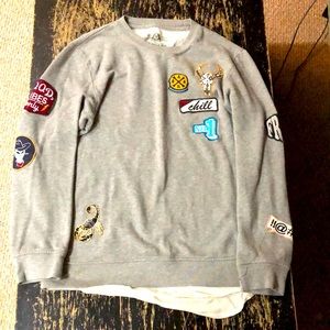 AMERICAN RAG GREY SWEATER SIZE MEDIUM